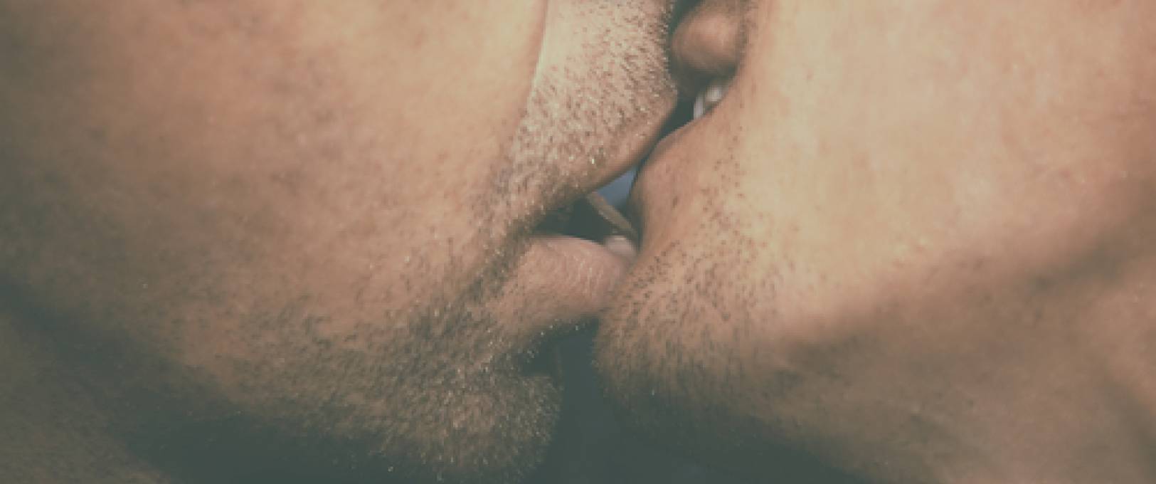 Les secrets d'une fellation réussie chez les hommes gays : 20 conseils essentiels